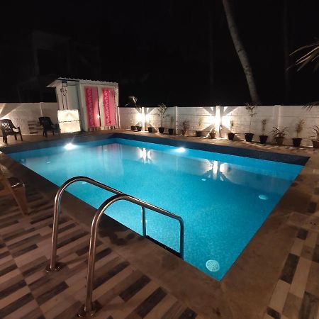 Pv Inn Пондичери Екстериор снимка
