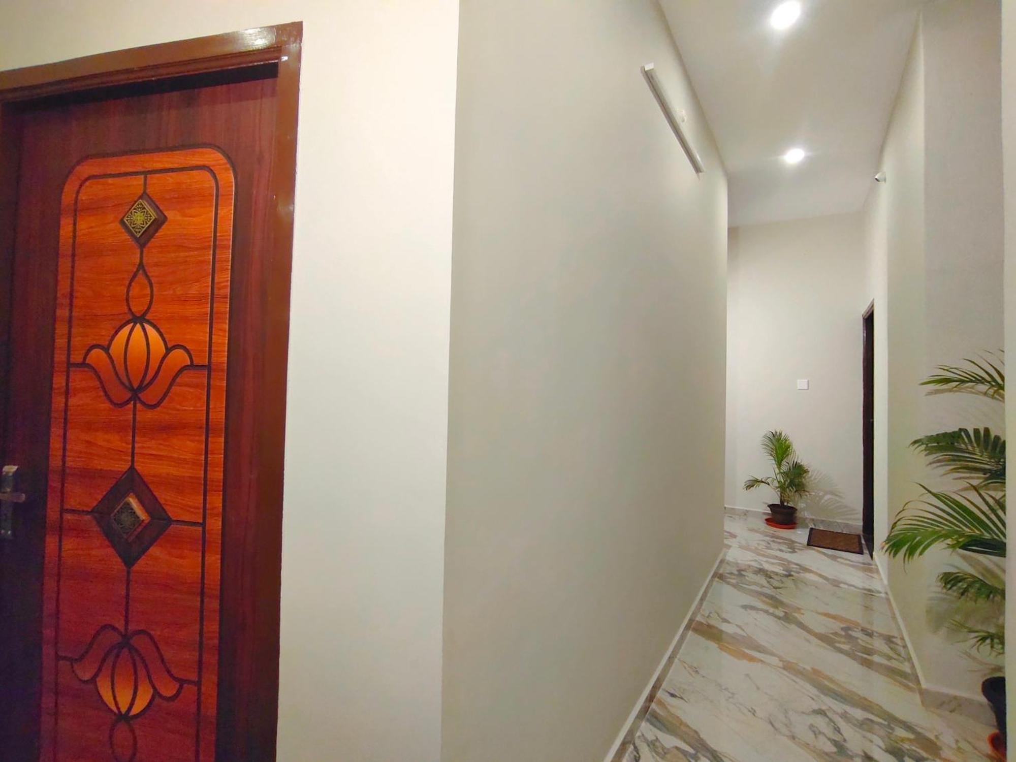 Pv Inn Пондичери Екстериор снимка
